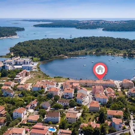 Apartman Nika - Apartament *