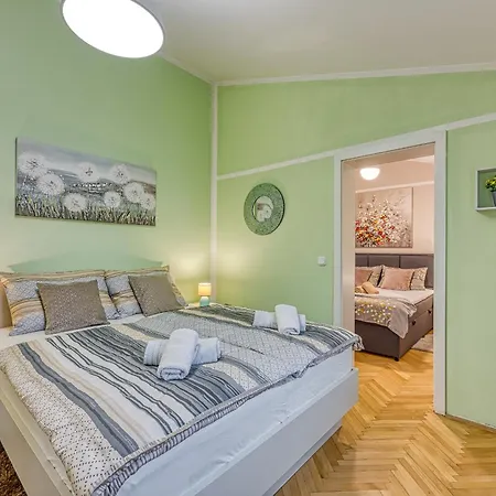 Apartman Nika - Apartament *