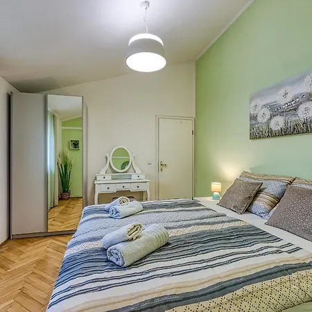 Apartment Apartman Nika - *